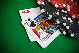 Tabel pembayaran untuk simbol berlian dan rubi Contoh kombinasi pembayaran Jewels of Prosperity di suster 4d